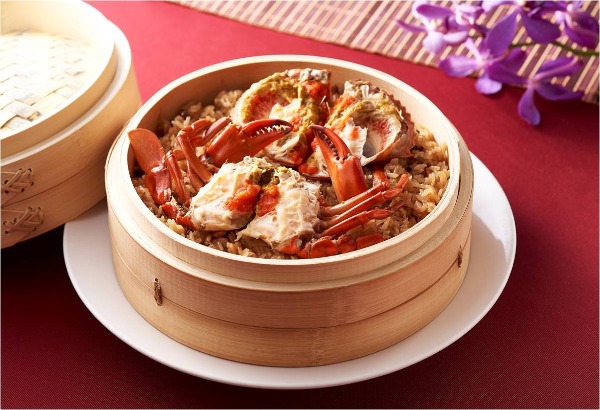 Steamed Crab and Roe on Glutinous Rice